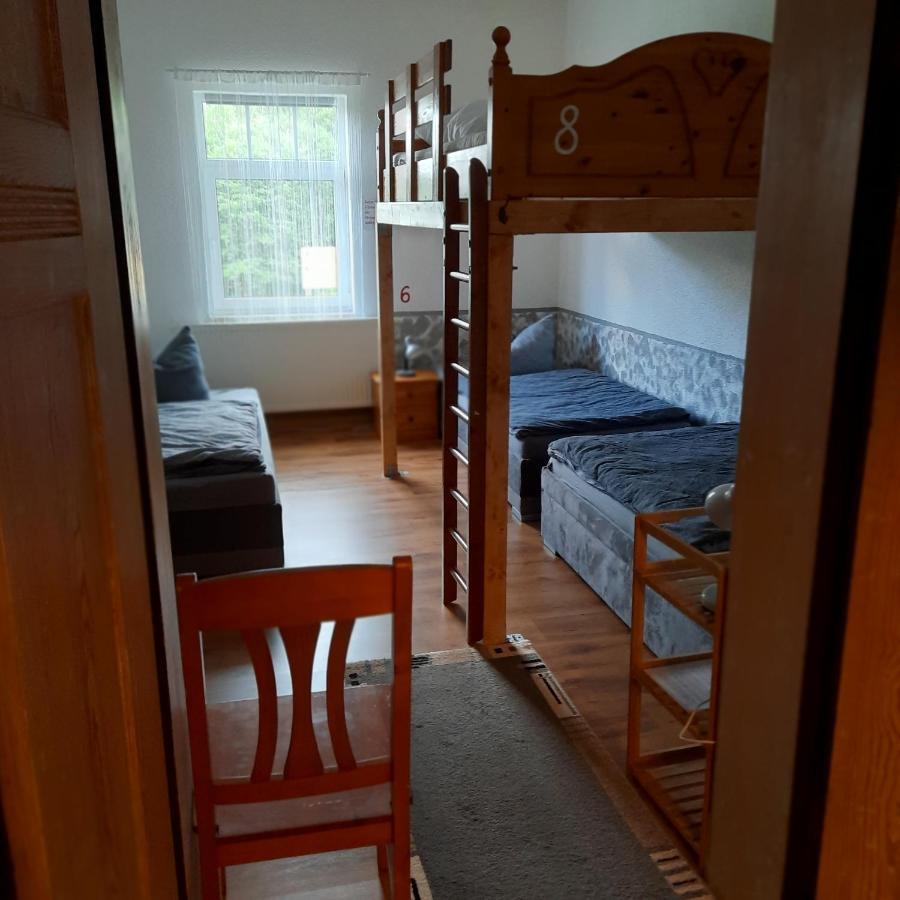 Ferienwohnung Erz-Hostel Thermalbad Wiesenbad ภายนอก รูปภาพ