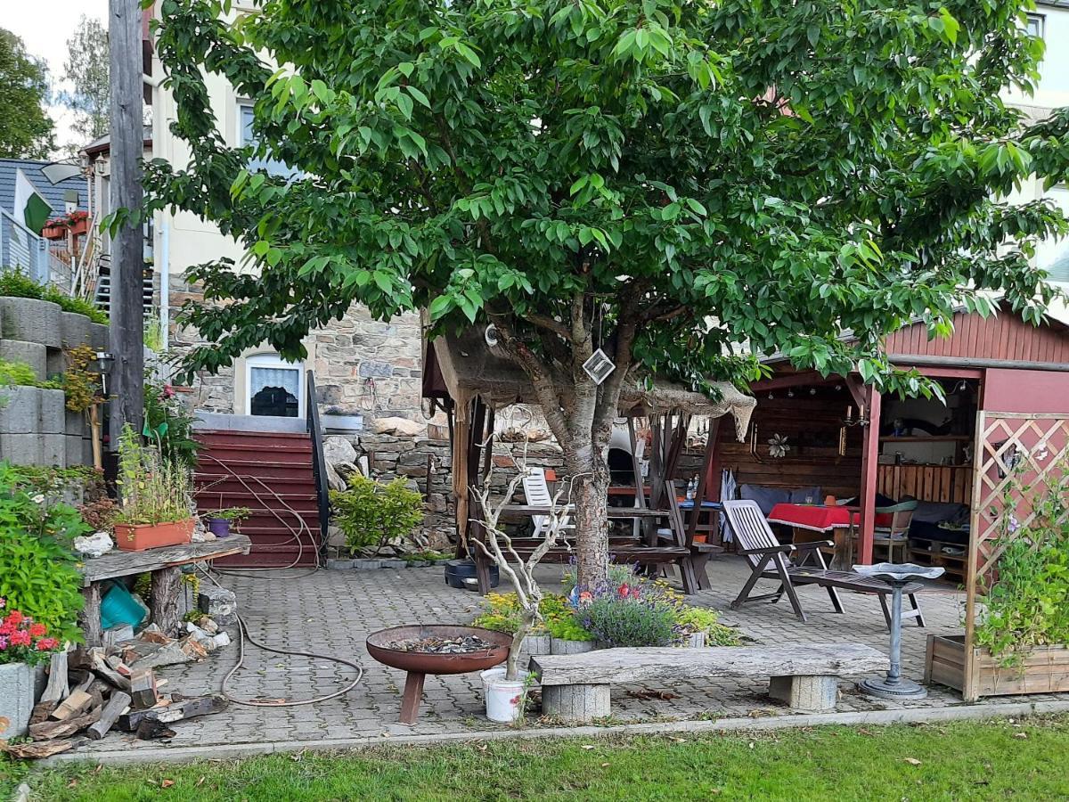 Ferienwohnung Erz-Hostel Thermalbad Wiesenbad ภายนอก รูปภาพ